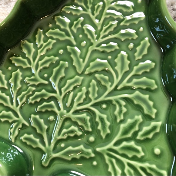 Hallmark Christmas tree serving dish - Picture 4 of 6